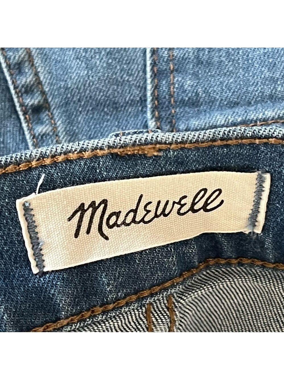 Madewell High Rise Button-Fly Denim Shorts - Size 24 - Picture 4 of 11